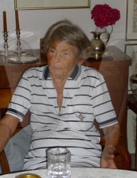 Ursula Zeitz im Juli 2010.jpg